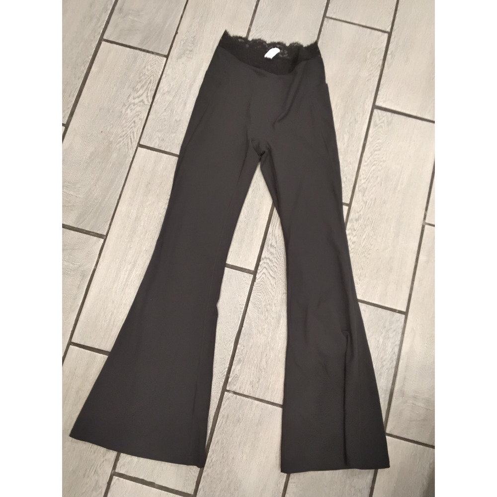Halara Black Lace Trim High Waisted Flare S Leggings Yoga Pants Regular-NWOT - Picture 1 of 5